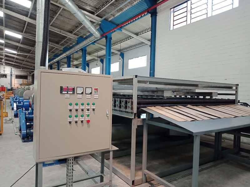 เครื่องอบไม้วีเนียร์