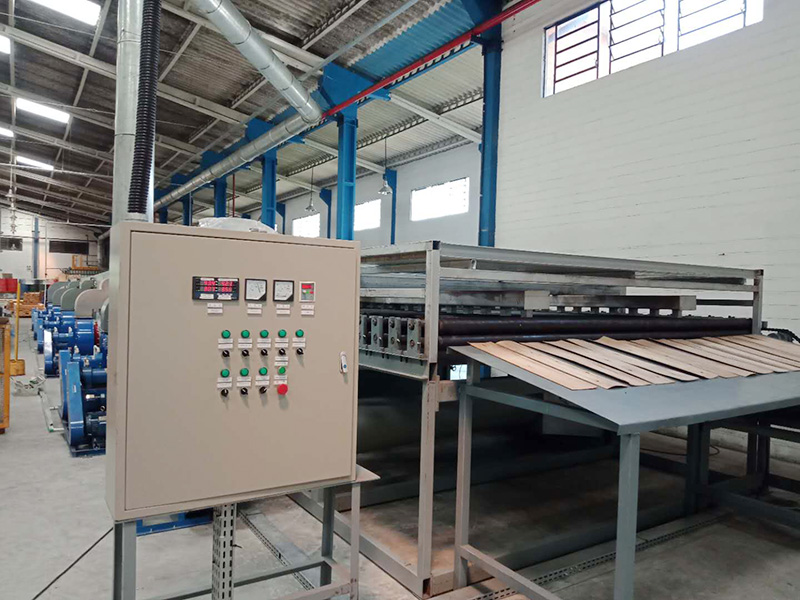 Furniertrockner veneer dryer
